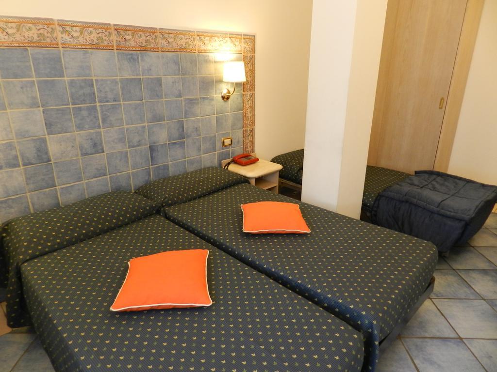 Hotel Punta Mesco 3*