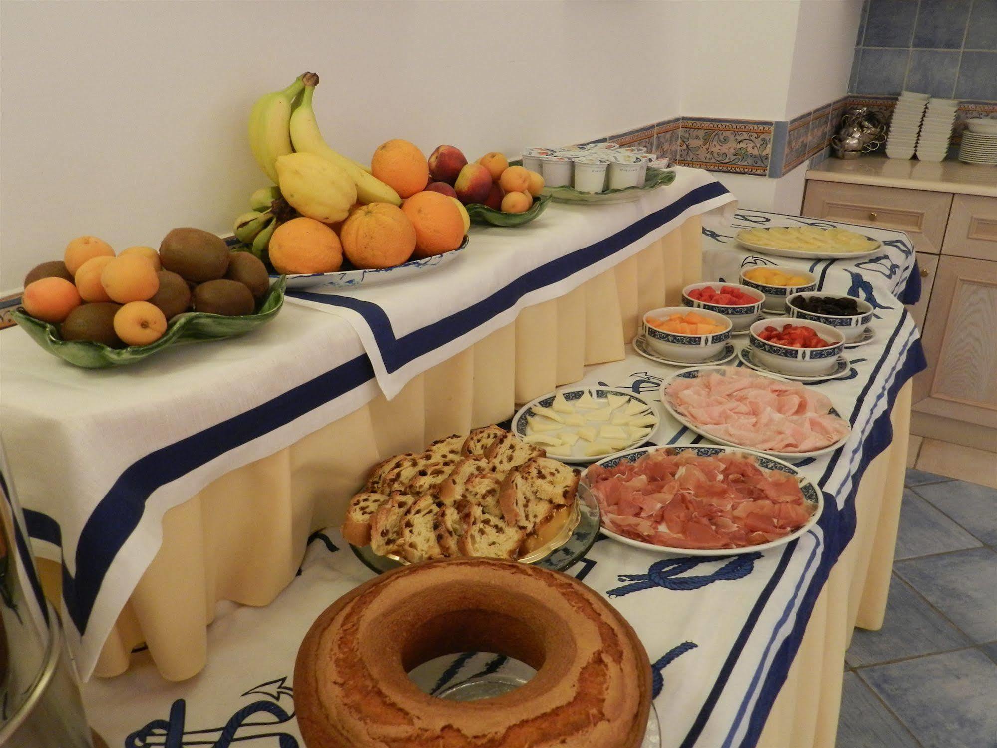 Punta Mesco 3*